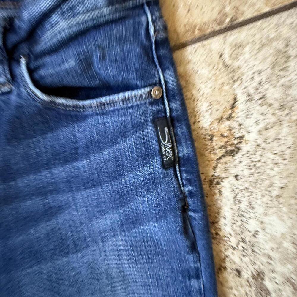 Silver jeans co Avery bootcut style - Picture 4 of 6